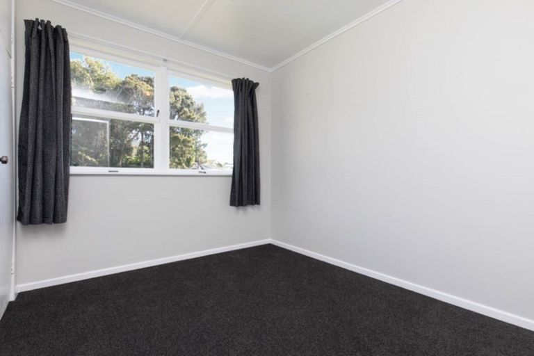 Photo of property in 18 Constable Road, Waiuku, 2123