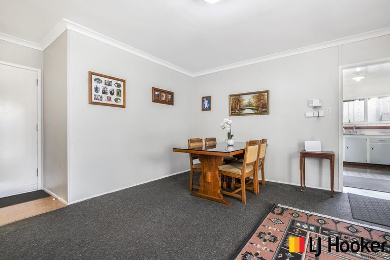 Photo of property in 16 Damian Way, Weymouth, Auckland, 2103