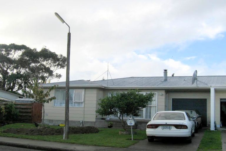 Photo of property in 8b Sharda Grove, Paraparaumu Beach, Paraparaumu, 5032