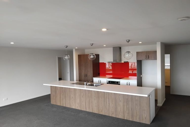 Photo of property in 1-2/10 Brunswick Street, Seaview, Timaru, 7910