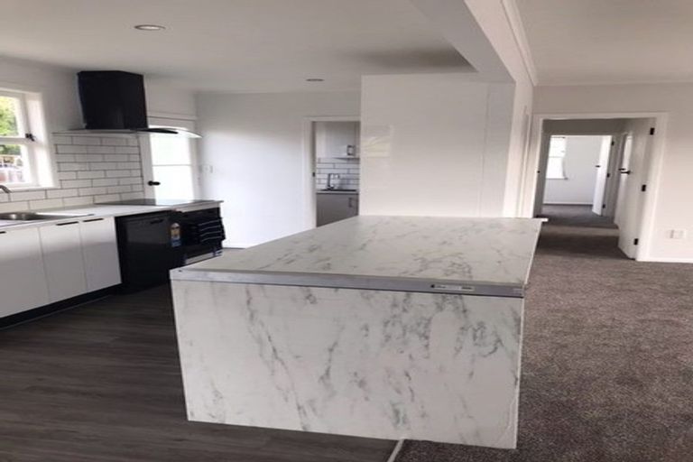 Photo of property in 15 Yvonne Street, Melville, Hamilton, 3206