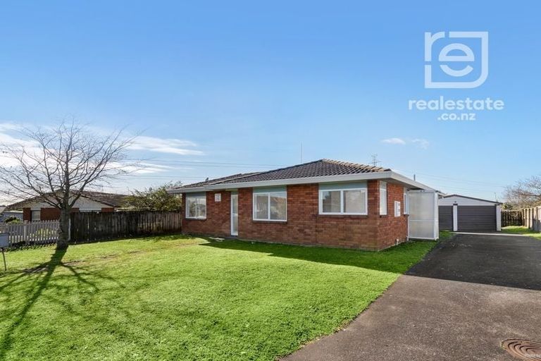 Photo of property in 41 Penion Drive, Flat Bush, Auckland, 2023