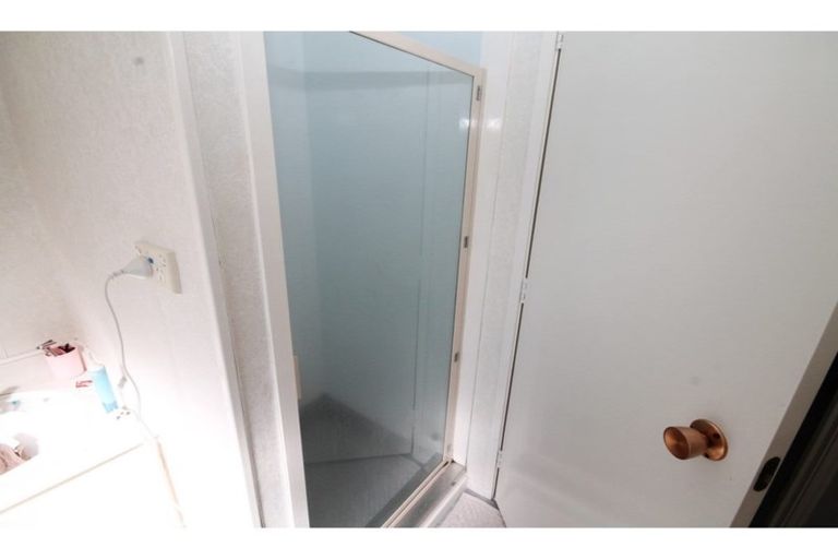 Photo of property in 35 Fairdale Avenue, Red Hill, Papakura, 2110