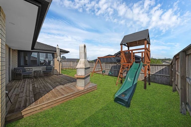Photo of property in 126 Hitchen Road, Pokeno, 2402