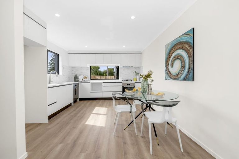 Photo of property in 658a Te Atatu Road, Te Atatu Peninsula, Auckland, 0610