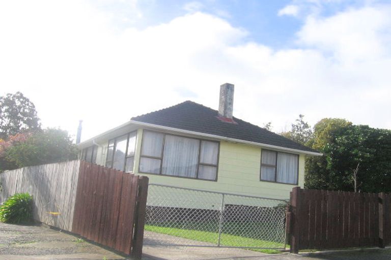 Photo of property in 31 Mckillop Street, Ranui, Porirua, 5024