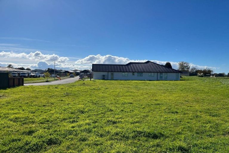 Photo of property in 30 Tasker Crescent, Pyes Pa, Tauranga, 3112