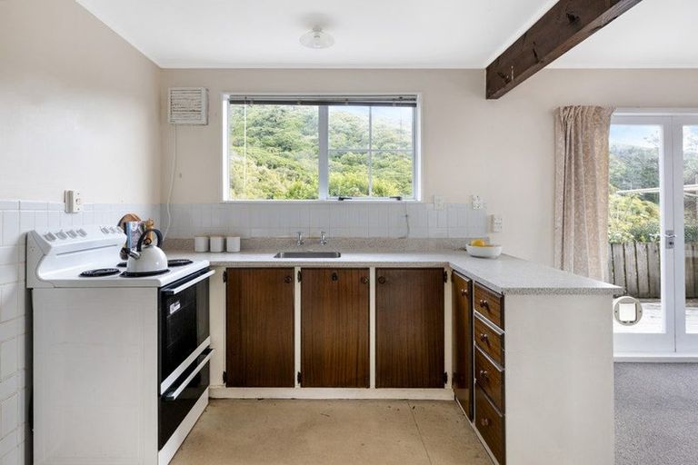 Photo of property in 63a Nalanda Crescent, Broadmeadows, Wellington, 6035