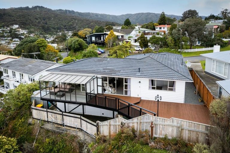 Photo of property in 56 Holborn Drive, Stokes Valley, Lower Hutt, 5019