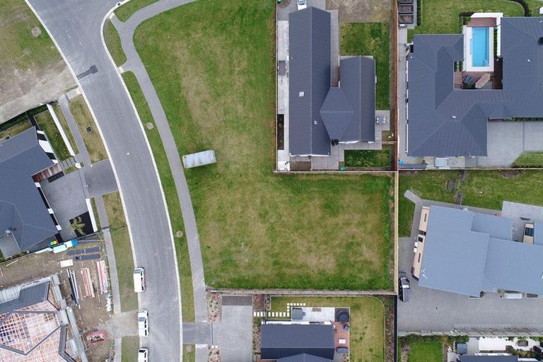 Photo of property in 2/391 Lake Road, Hauraki, Auckland, 0622