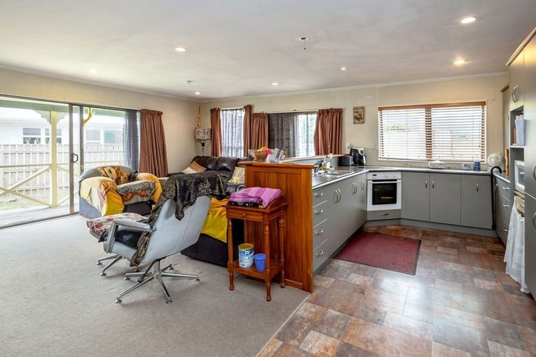 Photo of property in 139 Fitzherbert Street, Featherston, 5710