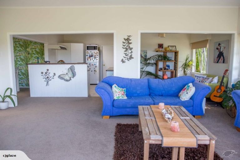 Photo of property in 33 Scott Road, Stanmore Bay, Whangaparaoa, 0932