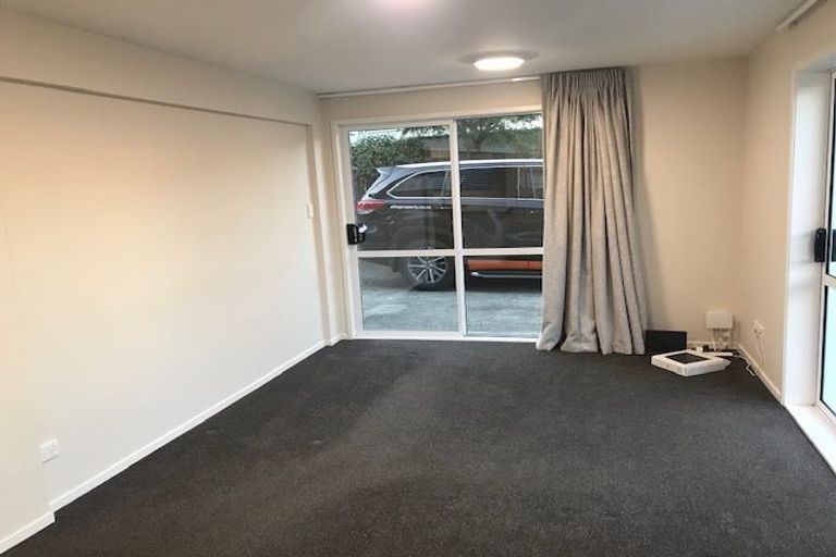 Photo of property in 2/8 Patons Road, Howick, Auckland, 2014