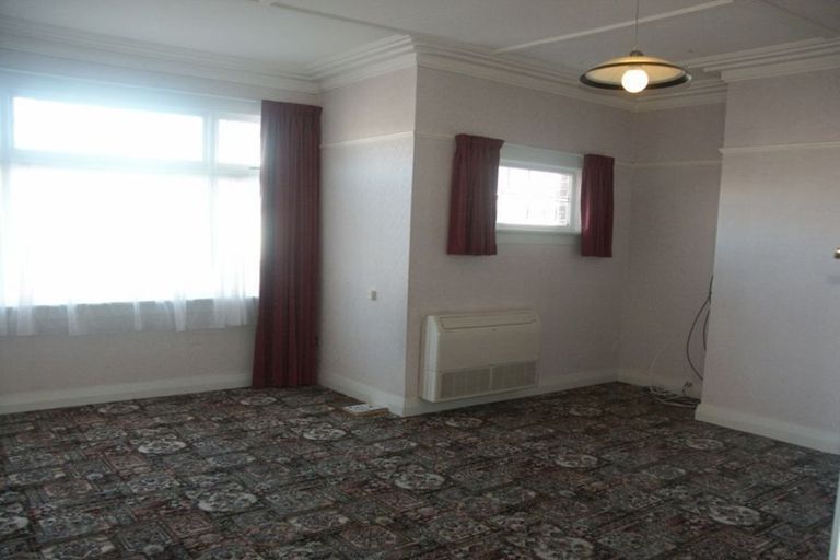 Photo of property in 31 Beach Street, Saint Clair, Dunedin, 9012