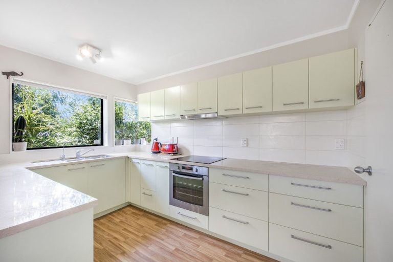 Photo of property in 3a Rimu Road, Mangere Bridge, Auckland, 2022