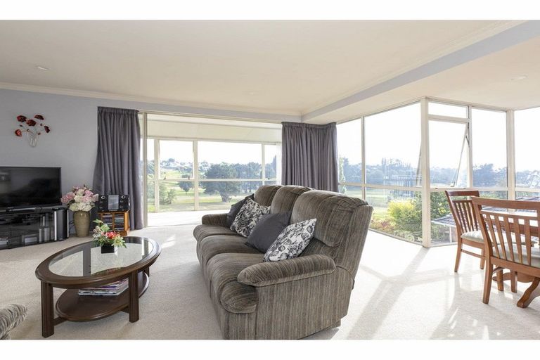 Photo of property in 163 Douglas Street, Highfield, Timaru, 7910