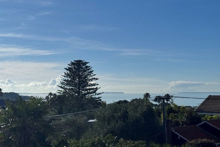 Photo of property in 4a Rewiti Avenue, Takapuna, Auckland, 0622
