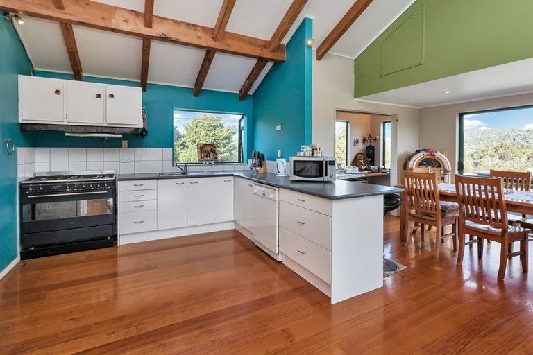 Photo of property in 1106 Russell Road, Whakapara, Hikurangi, 0184