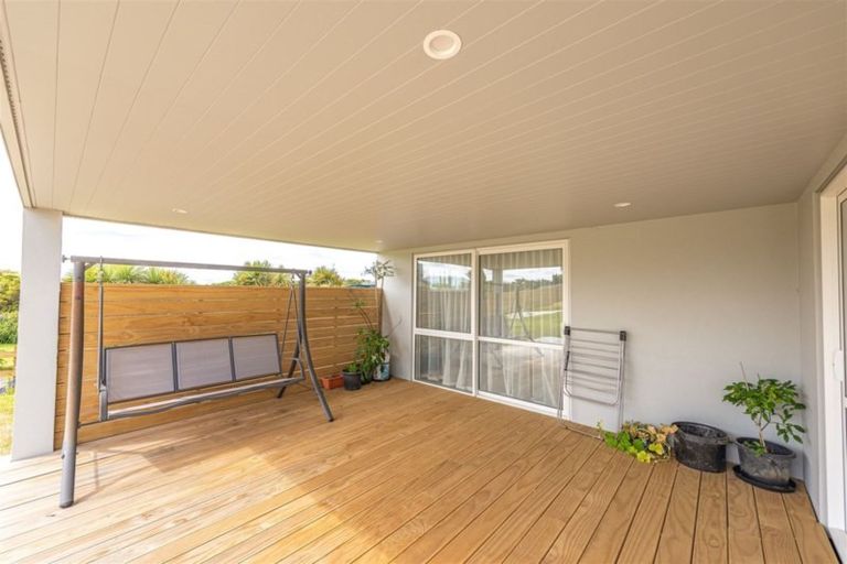 Photo of property in 30 Longbeach Drive, Castlecliff, Whanganui, 4501