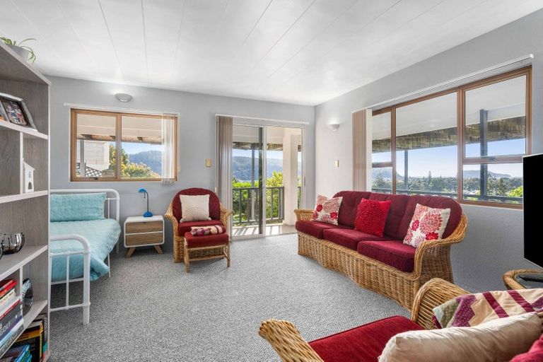 Photo of property in 133 Bruce Wallace Place, Whangamata, 3620
