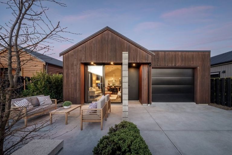 Photo of property in 5 Lorne Street, Lake Hayes, Queenstown, 9304