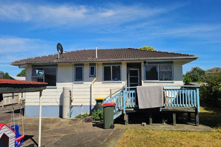 Photo of property in 35 Aarts Avenue, Manurewa, Auckland, 2102