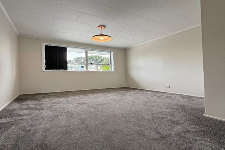Photo of property in 64 Henwood Road, Mangere East, Auckland, 2024