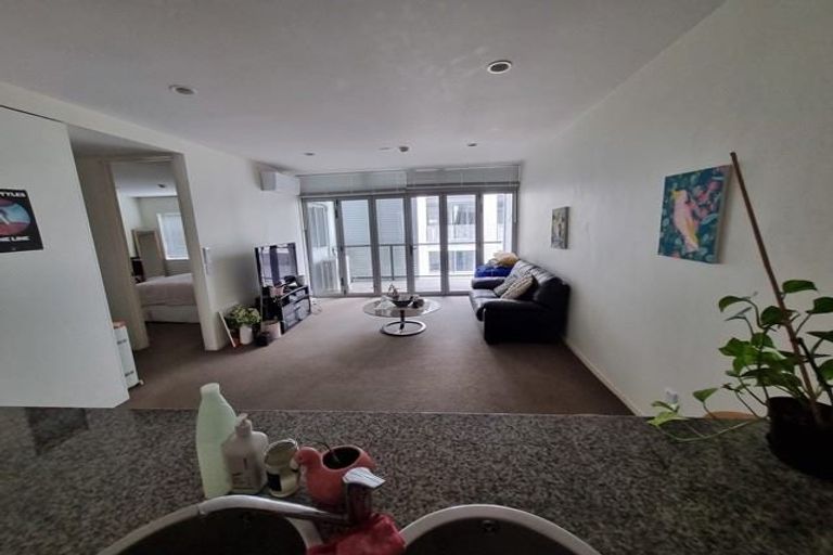 Photo of property in Zenith Apartments, 201/10 Fox Street, Parnell, Auckland, 1052