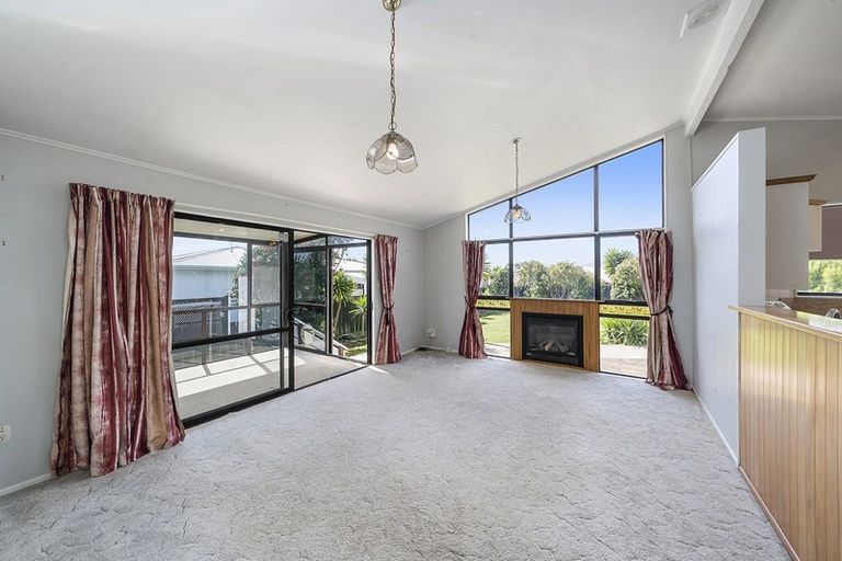 Photo of property in 36 Gardenia Avenue, Bell Block, New Plymouth, 4312