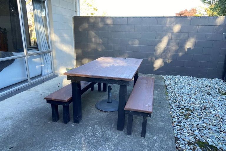 Photo of property in 91 Oakhampton Street, Hornby, Christchurch, 8042