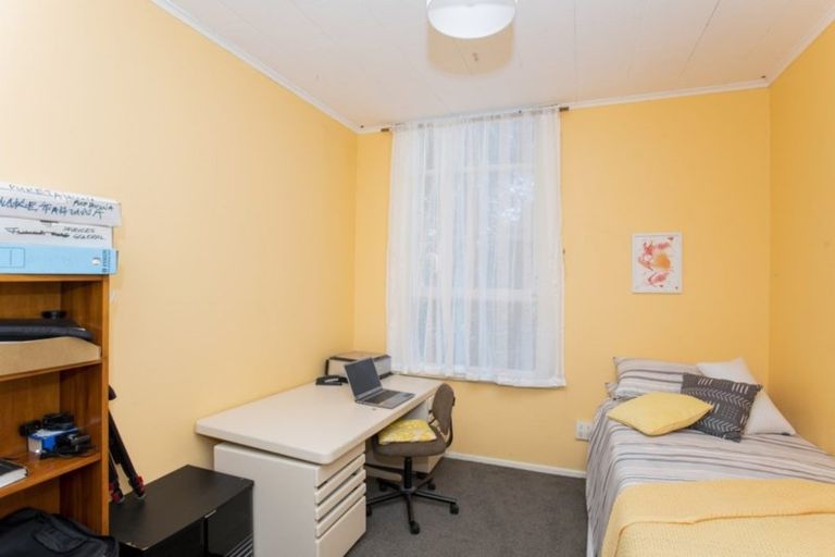 Photo of property in 64 Lyell Road, Outer Kaiti, Gisborne, 4010