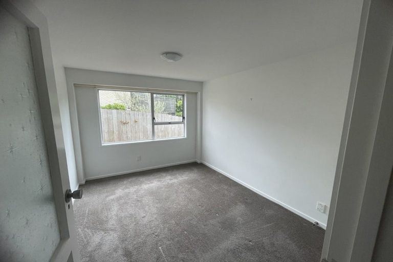 Photo of property in 24 Katrina Place, Massey, Auckland, 0614