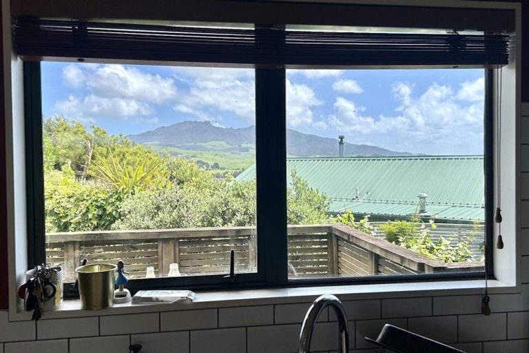 Photo of property in 9 Point Street, Raglan, 3225