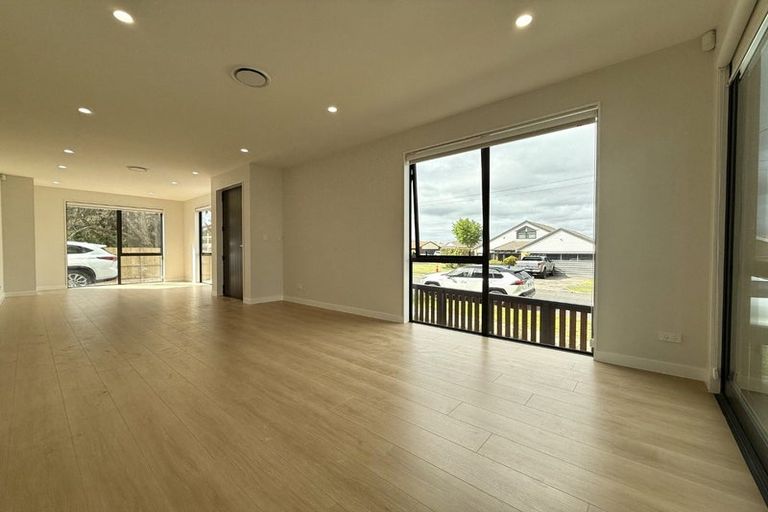 Photo of property in 13a Williams Road, Hobsonville, Auckland, 0618