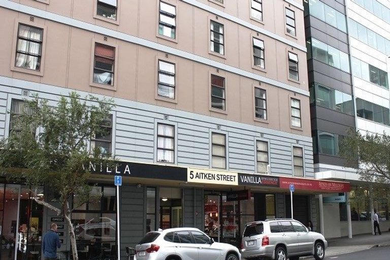 Photo of property in Aitken Street Apartments, 410/5 Aitken Street, Thorndon, Wellington, 6011