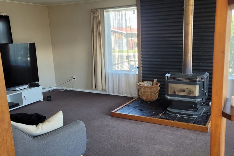 Photo of property in 59 Paisley Street, Kew, Invercargill, 9812