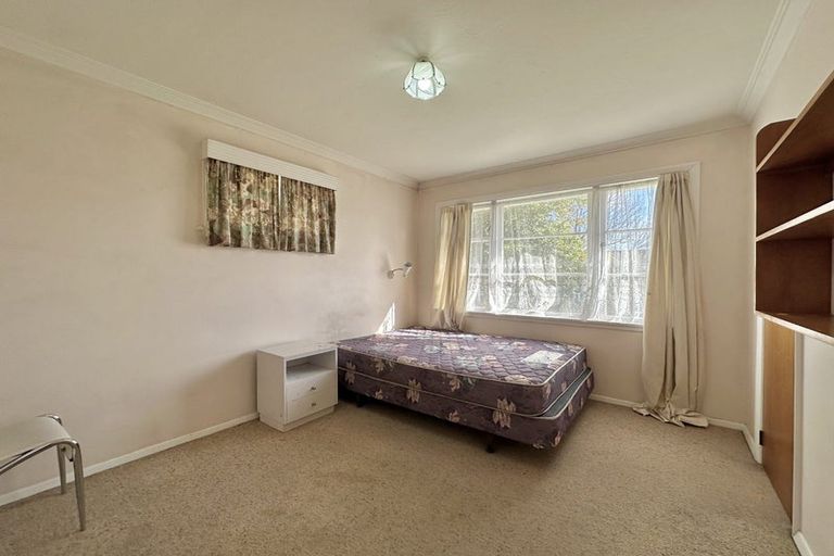 Photo of property in 42 Gibbons Street, Upper Hutt Central, Upper Hutt, 5018