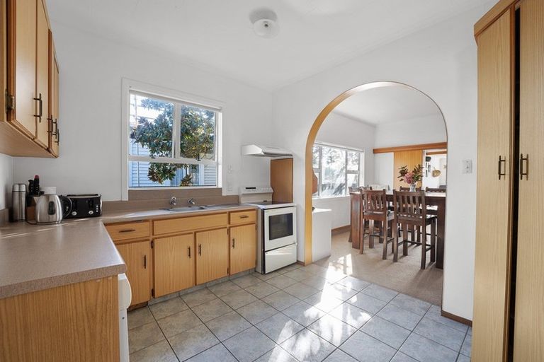 Photo of property in 223 Glover Road, Hawera, 4610