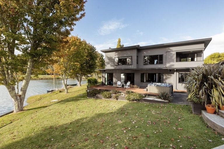 Photo of property in 6 Harbourside Way, Welcome Bay, Tauranga, 3112