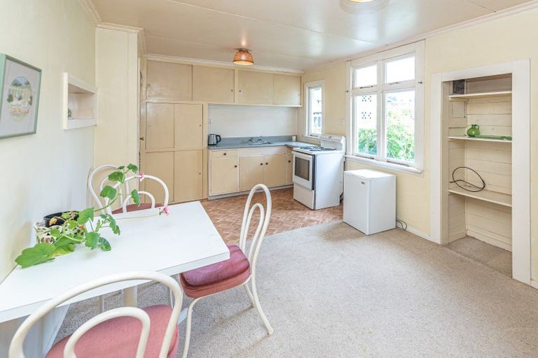 Photo of property in 1 Balgownie Avenue, Gonville, Whanganui, 4501