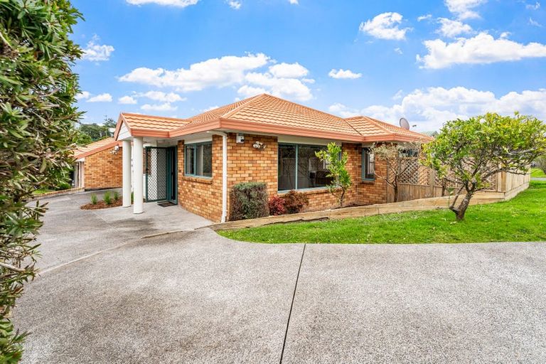 Photo of property in 1/52 Donald Street, Stanmore Bay, Whangaparaoa, 0932