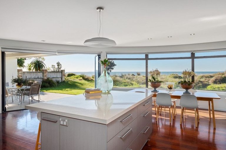 Photo of property in 341a Oceanbeach Road, Mount Maunganui, 3116