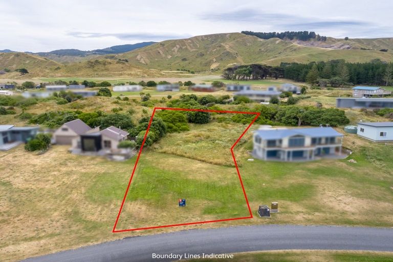Photo of property in 14 Beach Road, Flat Point, Masterton, 5883
