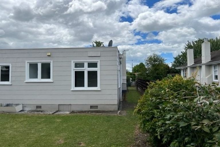 Photo of property in 1/907 Churchill Street, Akina, Hastings, 4122