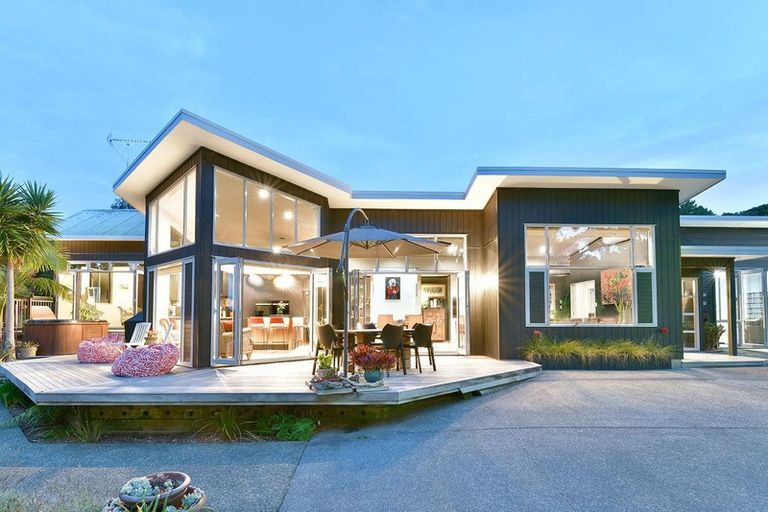 Photo of property in 84a Scott Road, Stanmore Bay, Whangaparaoa, 0932