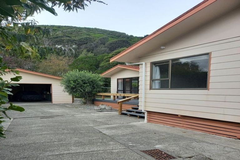 Photo of property in 71 Elizabeth Street, Waikanae, 5036