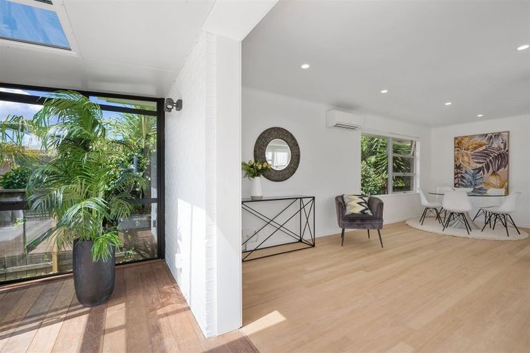 Photo of property in 1/240 Hurstmere Road, Takapuna, Auckland, 0622