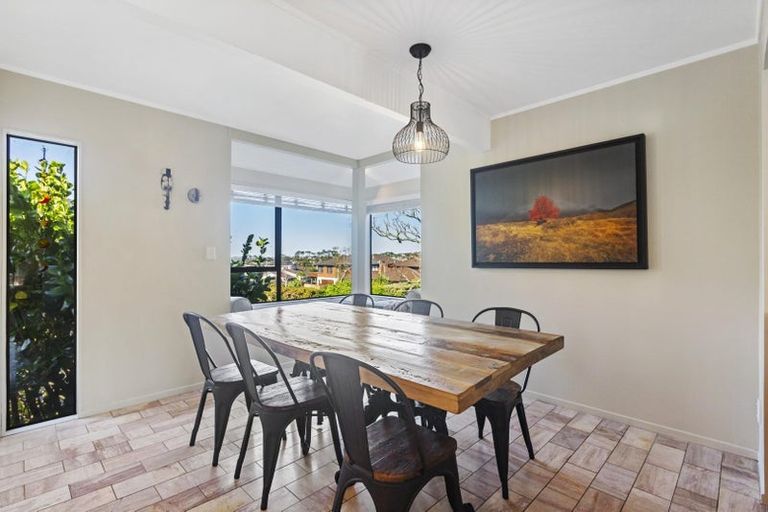 Photo of property in 21 Deanna Drive, West Harbour, Auckland, 0618