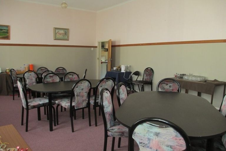 Photo of property in 21 Coronation Street, Belmont, Auckland, 0622