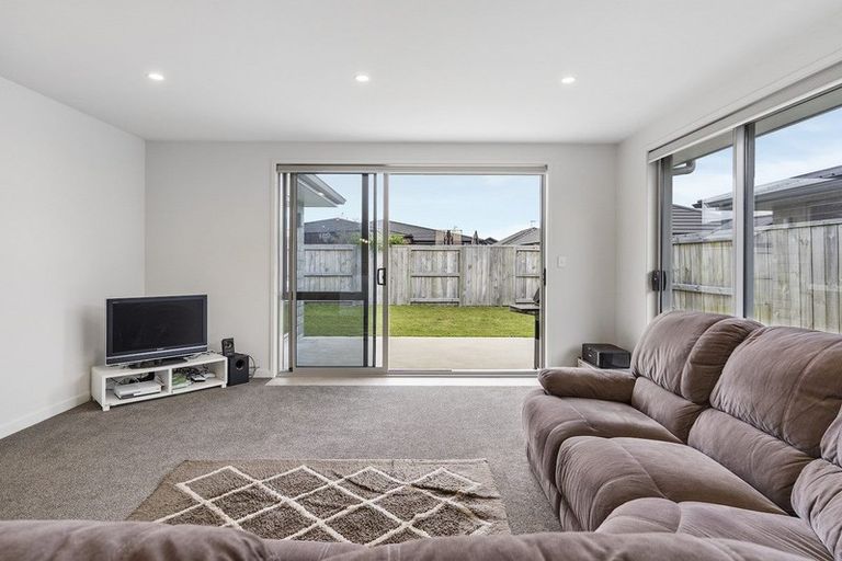 Photo of property in 79 Te Wharo Drive, Papamoa, 3118